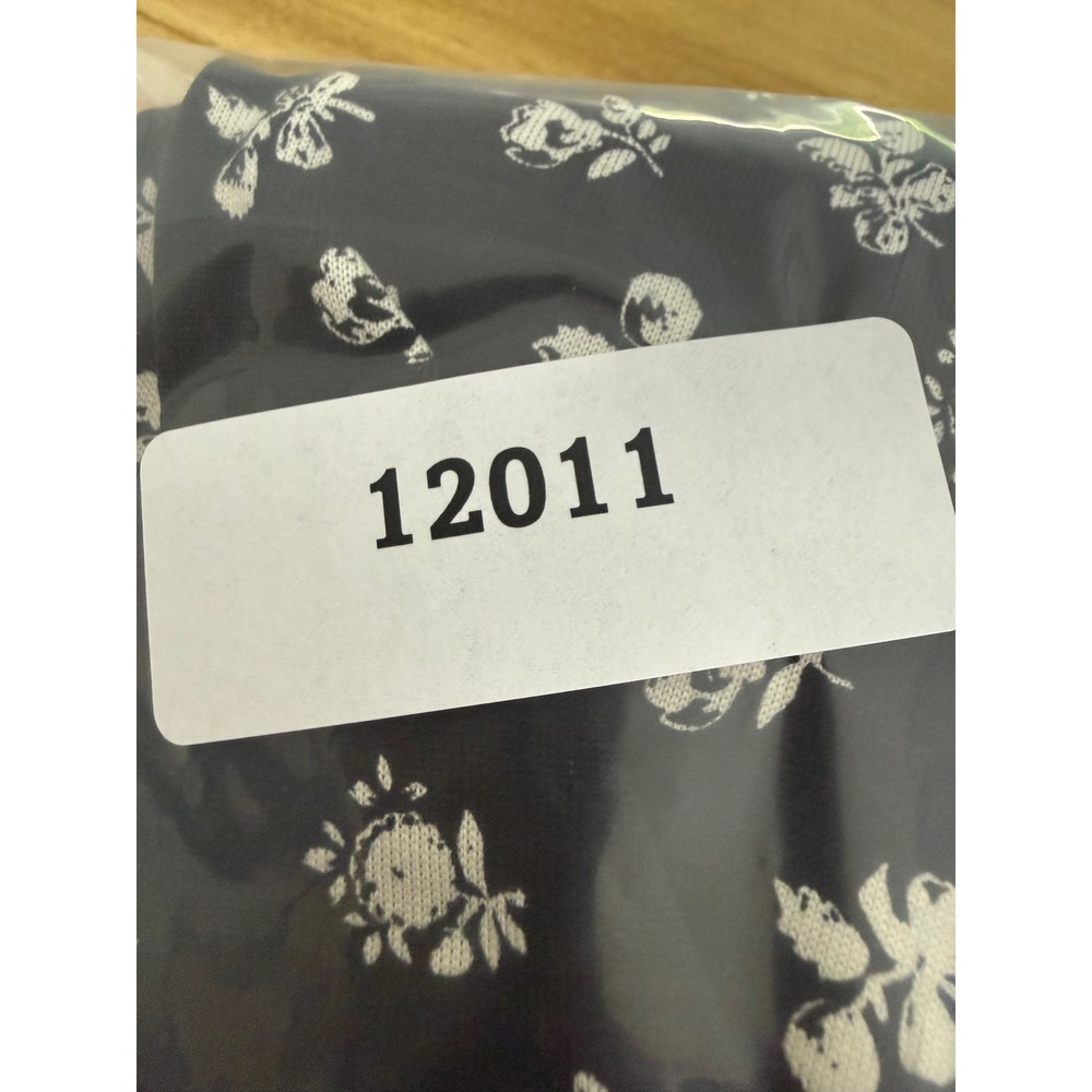 Diane von Furstenberg Wrap Dress Womens 2 Black Floral 100% Silk 3/4 Sleeve - Picture 9 of 9